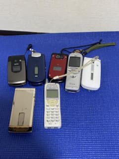 ガラケー まとめ売り 7台セットジャンク - メルカリ