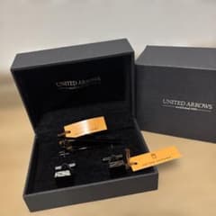 当日発送　新品　UNITED ARROWS カフスとネクタイピンのセットのサムネイル