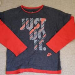 ナイキ 長袖Tシャツ ロンT☆120のサムネイル