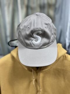 Supreme キャップのサムネイル