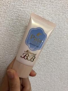 毛穴パテ職人 ミネラル BBクリームのサムネイル