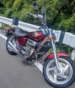 Honda Magna バイク車体のサムネイル