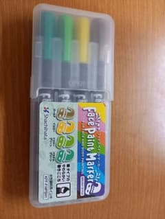 シャチハタ　フェイスペイントマーカー4色セットのサムネイル
