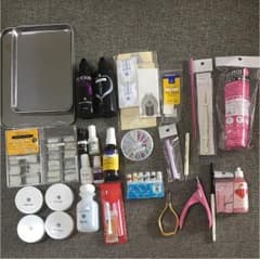 ネイル用品セットのサムネイル