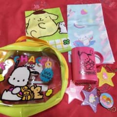 【サンリオ8点】キティ・シナモン・マイメロ・キキララ・ぽちゃこ・ポムポムプリンのサムネイル
