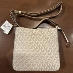 MICHAEL KORS MKロゴショルダーバッグ 即買い⭕️のサムネイル