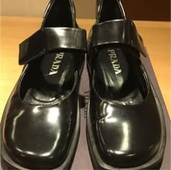 ルコまま様専用  PRADA  ストラップシューズのサムネイル