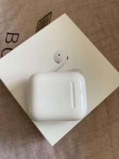 Apple AirPods 充電ケースのみ　正規品のサムネイル