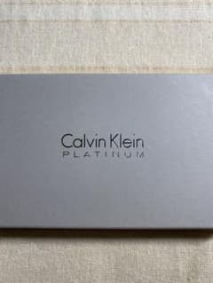Calvin Klein platinum 長財布　紺色　カルバンクラインのサムネイル
