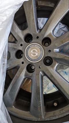 ヨコハマスタッドレス　ホイール付き　205/60 R16のサムネイル