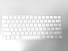 美品【US配列】Apple純正 Magic Keyboard (A1644)のサムネイル