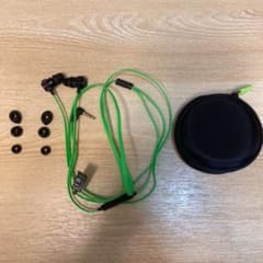 Razer Hammerhead Pro V2 マイク付きゲーミングイヤホンのサムネイル