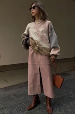 【新品】amerivintageレザータイトスカート スリット入りのサムネイル