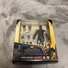 ブラックパンサー　フィギュア