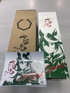 ウマ娘　七冠馬　コラボシンボリルドルフの空箱とシールのサムネイル