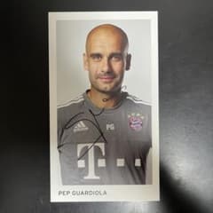 ペップ・グアルディオラ クラブ公式 直筆サインカード - メルカリ