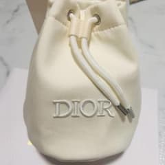 DIOR ・新品未使用・巾着ポーチ、ノベルティのサムネイル