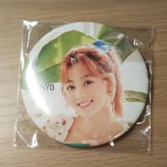 TWICE ON&OFF ジヒョ　缶バッジ　未開封のサムネイル