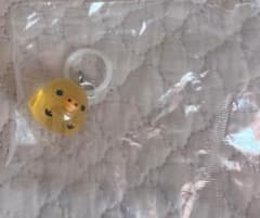 ひよこ カプセルトイ ミニチュア チャームのサムネイル
