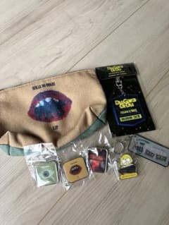 SEKAI NO OWARI グッズセット ポーチ キーホルダー ピンズのサムネイル
