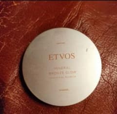 ETVOS　ミネラルブロンズグロウ　シェーディングのサムネイル
