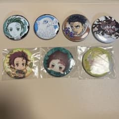 炭治郎・善逸などの缶バッジ8個セットのサムネイル