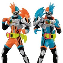 仮面ライダー エグゼイド プライズ フィギュア 2種のサムネイル