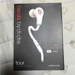 beats イヤホンのサムネイル