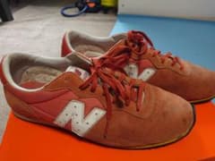 New Balance スニーカー オレンジのサムネイル