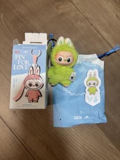 【正規品】POPMART イニシャル ラブブ LABUBU Vのサムネイル