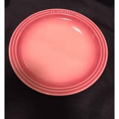 ルクルーゼ ラウンドプレート 19cmのサムネイル