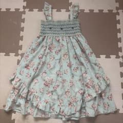 徐々値引　axesfemmeKIDS花柄ワンピース 140(LL) ノースリーブのサムネイル