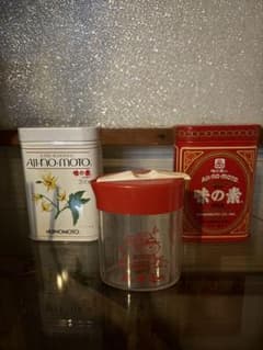 昭和レトロハイミー容器と味の素缶セット - メルカリ