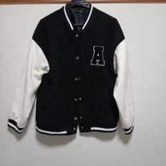 DAZY スタジャン ブラック ホワイト Aワッペンのサムネイル