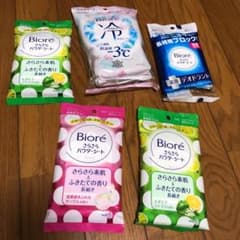 ビオレ さらさらパウダーシート 薬用デオドラント 無香料 携帯用のサムネイル