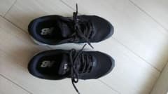 new balance夏用スニーカーのサムネイル