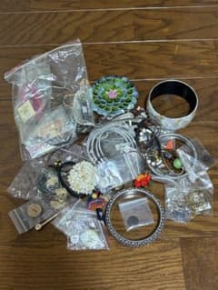 アクセサリー まとめ売り バングル ネックレス等のサムネイル