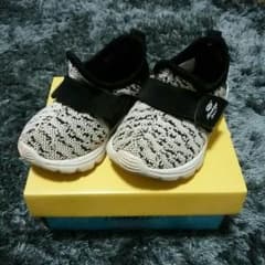Hawkins babyホーキンス☆マジックテープスニーカー☆13cm箱付きのサムネイル