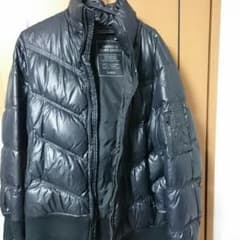 UNIQLO　プレミアダウンのサムネイル