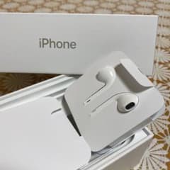 iPhone11  純正イヤホンのサムネイル
