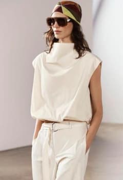 ZARA ZW COLLECTION パフトップス Sサイズ アイボリーのサムネイル