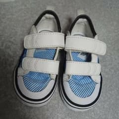adidasスニーカー 13cmのサムネイル