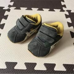 asics スニーカー 12㎝のサムネイル