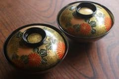 デッドストック！シックな黒漆に極上羊歯沈金の映えるお椀2点（検輪島塗蒔絵椀懐石椀 デッドストック！シックな黒漆に極上羊歯沈金の映えるお椀2点（検