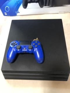PlayStation®4 Pro ジェット・ブラック 1TB CUH-700…のサムネイル