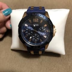 ゲス腕時計　GUESSのサムネイル