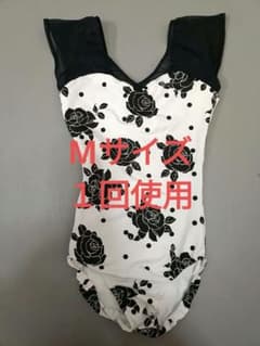 stina スティナ Mサイズ 半袖 ハーフスリーブ タイプH 花柄 中古美品