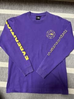 THE NORTH FACE 長袖Tシャツ 紫のサムネイル