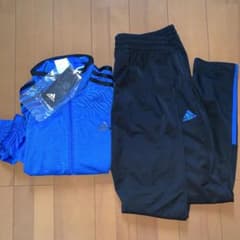 『新品』adidasジャージ上下　140のサムネイル