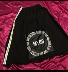 M.Y.O.B ロゴ入りスカートのサムネイル